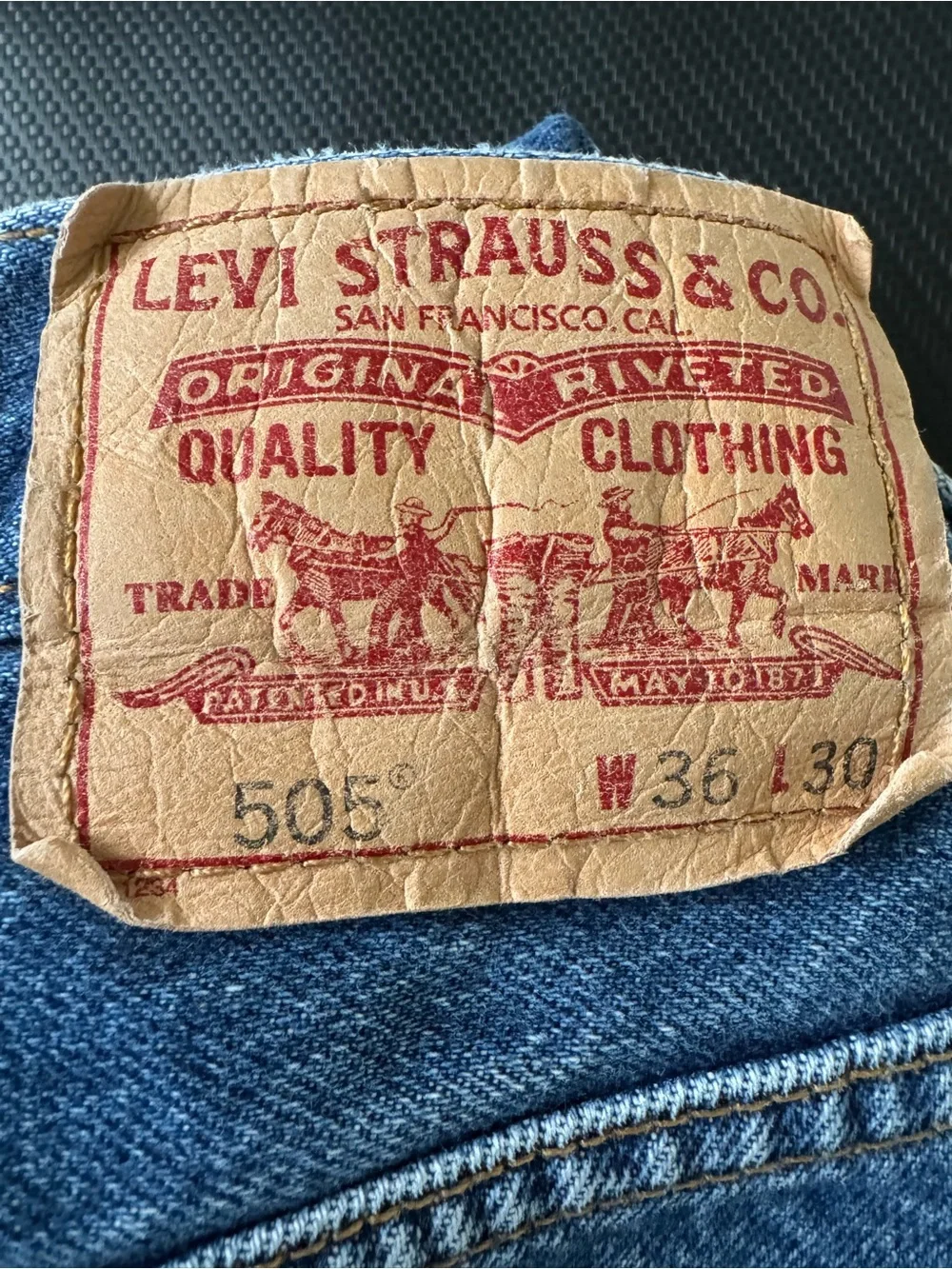 Levi’s 505 Men’s Regular Fit Jeans W36 L30 Made in Lesotho Y2K 2000s Denim